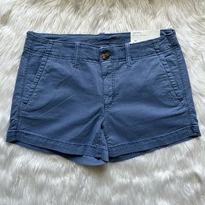 AEO TWILL MIDI SHORT • SUPER STRETCH • SIZE 4 • SUMMER BLUE